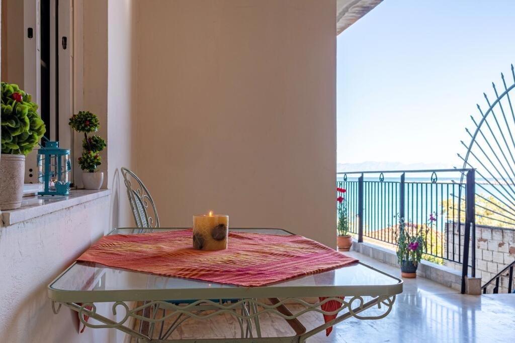 Hotel Makarounis Thea à Petalídhion Extérieur photo