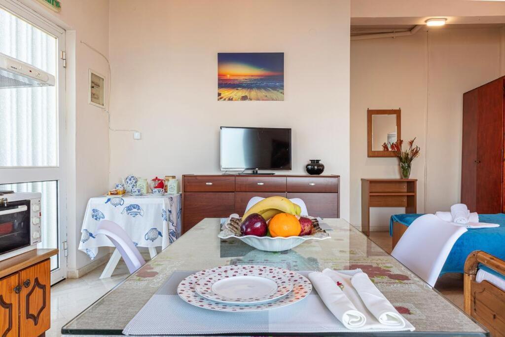 Hotel Makarounis Thea à Petalídhion Extérieur photo